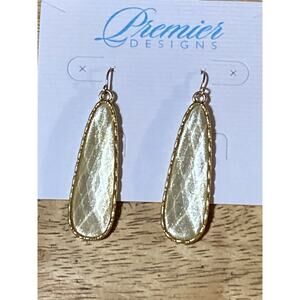 NWT Premier Designs “Flaunt” Abalone Fishhook Silvertone Earrings w/Rhinestones